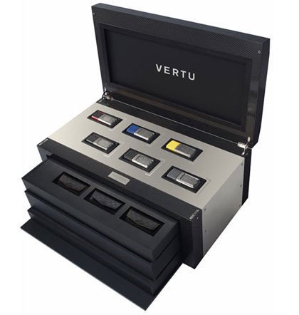 La serie Racetrack Legends de Vertu se cierra
