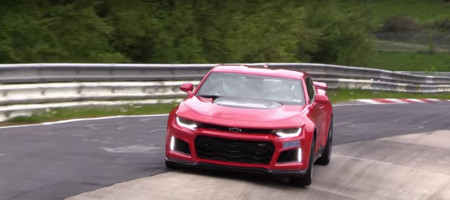 2017 Chevrolet Camaro ZL1: objetivo, volar bajo en Nürburgring Nordschleife