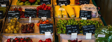 Más de la mitad de los españoles ha empezado a comprar en comercio local en el confinamiento