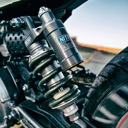 Icon 1000 Triumph Thruxton Three Martini Lunch 4