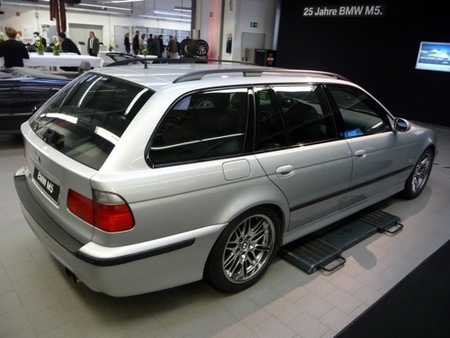 BMW M5 Touring E39