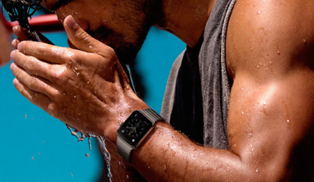 El Apple Watch es resistente a las salpicaduras y al contacto con el agua, ¿pero no a la inmersión?