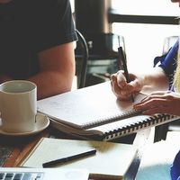Las empresas dicen no encontrar trabajadores por falta de experiencia y altas expectativas salariales 