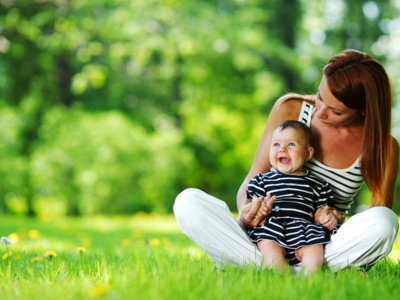 Paseos de verano: cómo proteger a tu bebé del calor