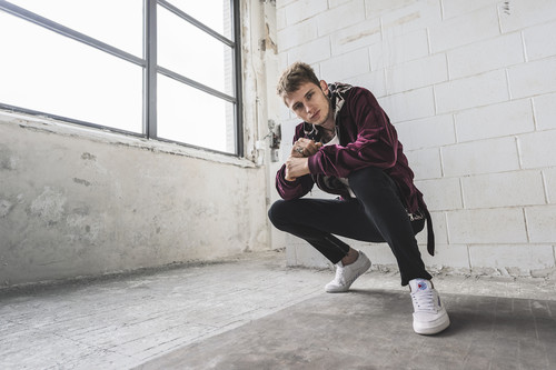 Las mejores ofertas en zapatillas hoy con el Otoño en Forma de Reebok: Classic, Royal o Club C más baratas