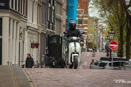 Yamaha Neos 2022 Prueba 003