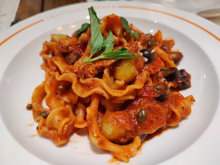 Trattoria Grata estrena casa en CDMX con un espacio más amplio, cálido y para comer sus clásicas pastas y pizza sin prisa
