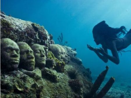 Guatemala: Esculturas artísticas bajo el agua
