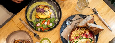 Los huevos benedictinos que arrasan en esta cafetería de Barcelona son veganos, pero no lo parecen: “Los he desarrollado desde cero”