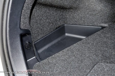 Toyota Auris Touring Sports Huecos del maletero