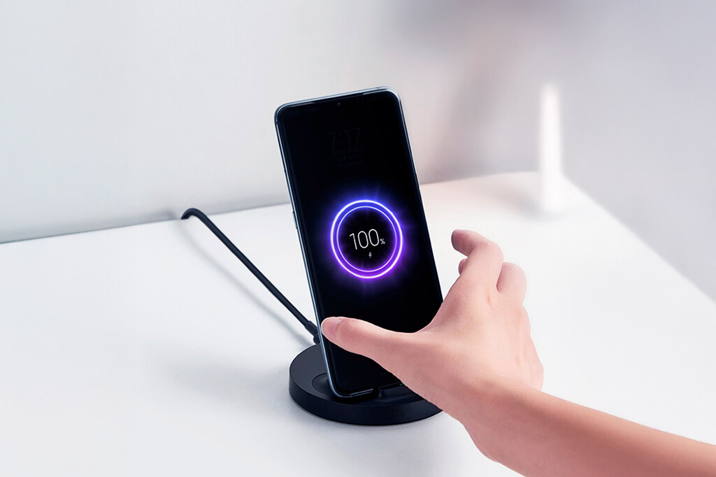 Esta función oculta de Xiaomi es oro si usas carga inalámbrica: tu batería va a estar mucho más protegida 