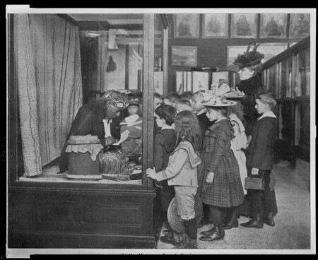 At The Museum Fourth Grade Lccn2010646536