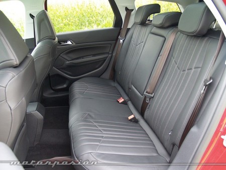 Peugeot 308 SW 2014 presentación 26