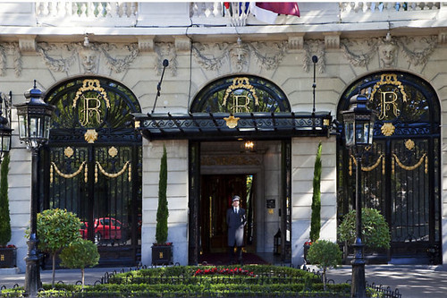 Cierra el Ritz de Madrid para seguir siendo el Ritz: una obra de 99 millones y año y medio