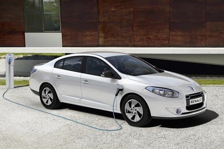 Coches eléctricos: ¿cuándo se podrán comprar en España?