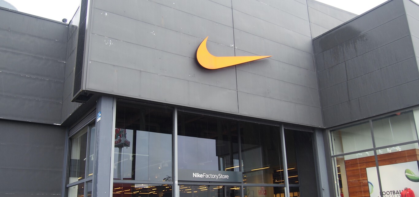 precio zapatilla nike