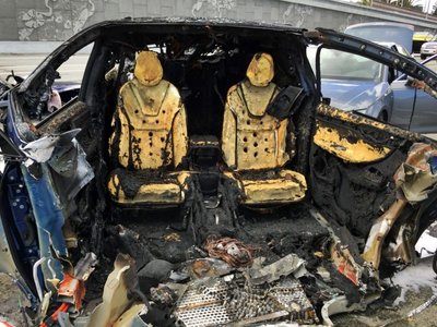 El accidente fatal del Model X se complica: Tesla culpa al conductor del accidente mientras la familia se prepara para demandar