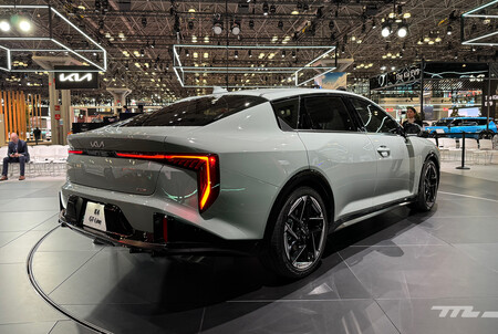 Kia K4 Mexico 2