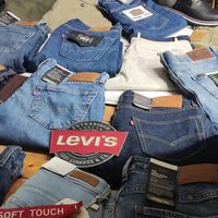 Vaqueros Levi's al 50%: este fin de semana arrancan las liquidaciones de mitad de temporada