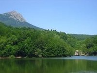España ingresa más por turismo que Irán por la venta de petróleo