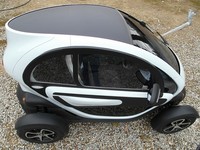 Nuevo kit de ventanillas para el Renault Twizy. Regreso a Motorpasión Futuro