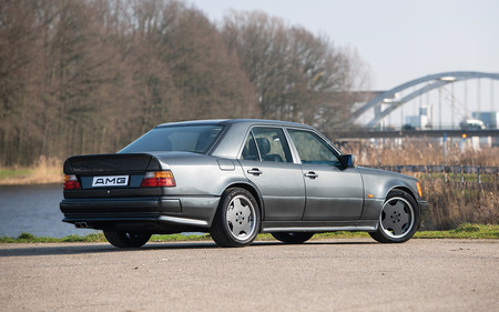 Mercedes-Benz 500 E 6.0 AMG (1993), a subasta
