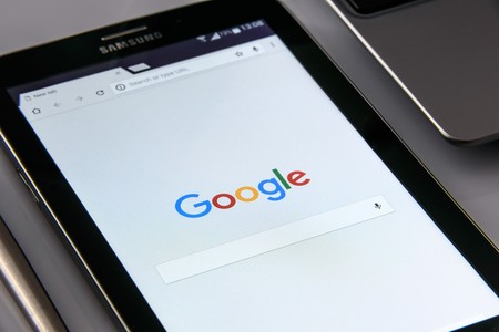 Google On Your Smartphone 1796337 1280