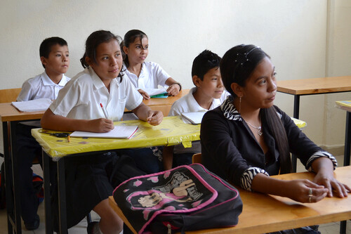 Cuatro millones de niños en México están en primaria sin saber leer ni escribir, y el rezago crece
