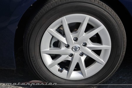 Llanta Toyota Prius+