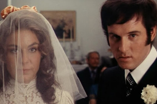 Es una de las mejores comedias de los setenta, pero es imposible verla en streaming o comprarla en físico. La culpa es de una empresa farmaceútica 