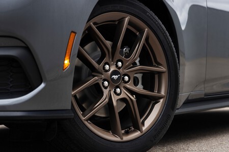 Ford Mustang 2023 9