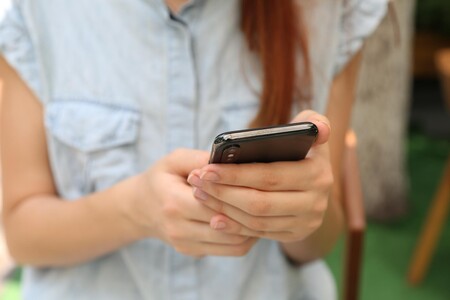 Mejores tarifas con minutos ilimitados y gigas por menos de 10 euros: así atacan Xenet, ios y Oléphone