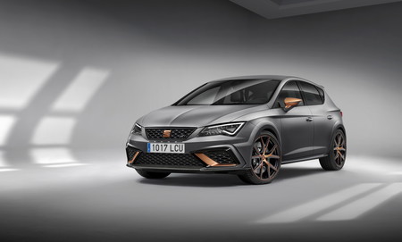 El SEAT León Cupra R es la fiera más rápida jamás creada por los españoles