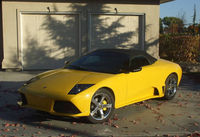 ¿Qué pasa si mezclamos un Pontiac Solstice con un Lamborghini?