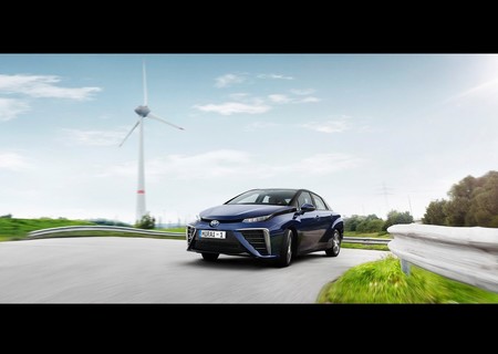 Toyota Mirai 2016 1600 51