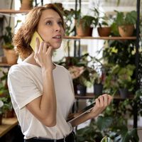 Google continúa rediseñando su buscador con IA. Su nueva función habla por teléfono con negocios en tu nombre