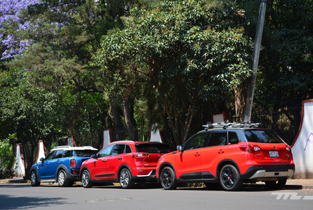 Kia Niro Vs Suzuki Vitara Vs Mini Countryman 5