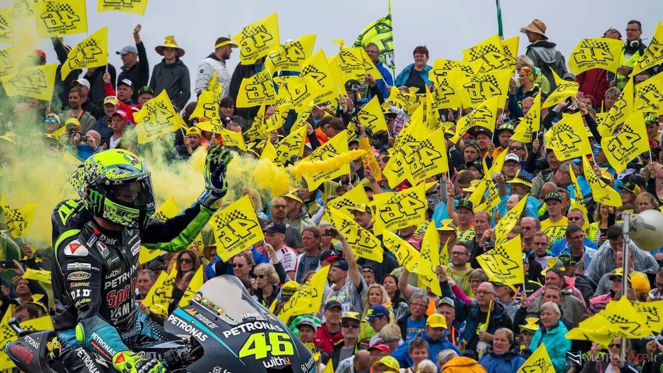 Antes de Valentino Rossi todo esto era campo: la última ráfaga por el relevo de Ángel Nieto como padrino de MotoGP  