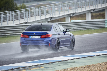 Bmw M5 8