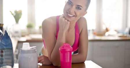 Algunos beneficios de tomar batidos de proteínas