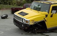 Al Hummer H2 se le podrían caer las ruedas