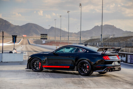 Shelby Gt500 Code Red 00001 1