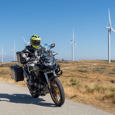 Probamos la Cyclone RX600: aún queda esperanza para tener una trail polivalente y bien equipada por menos de 6.000 euros