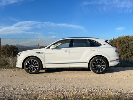 Bentley Bentayga Hybrid Prueba Contacto 14
