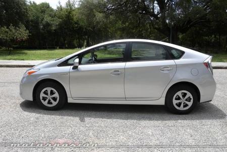 toyota_prius12.jpg