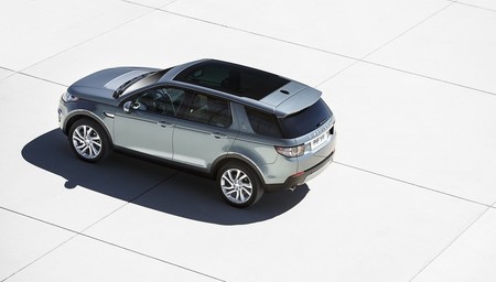 landrover-discovery-sport-2015-1000-08.jpg