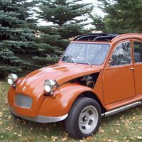 ¡Ofertón! El típico Citroën 2CV con alma de Chevrolet V8 que te llevarías a casa puede ser tuyo