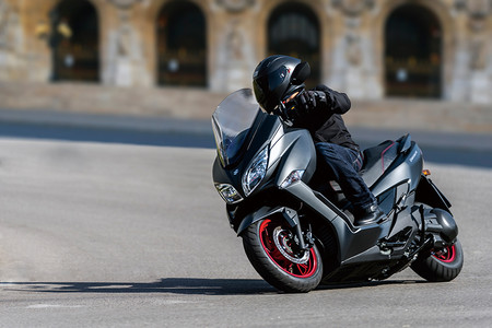 El Suzuki Burgman podría desaparecer en 2021 por culpa de la Euro 5: solo se salvaría el scooter de 400 cc