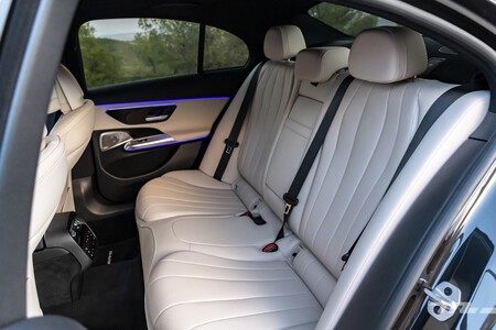 Mercedes E 300 E 2025 Prueba 004