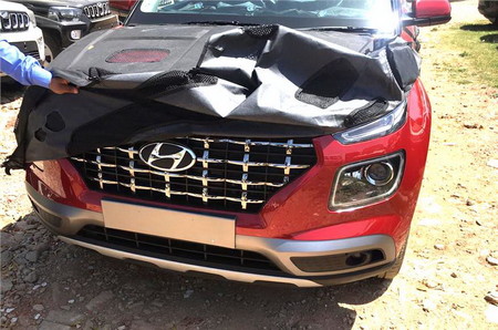 ¡Espiado! El Hyundai Venue va tomando forma para dejar a Creta en el pasado